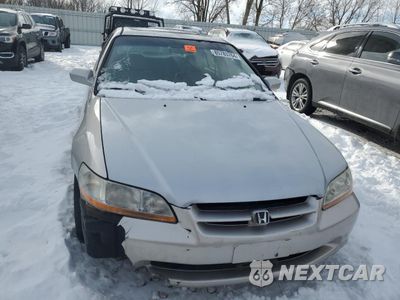 Piąte zdjęcie samochodu w środku: 1998 HONDA ACCORD EX VIN:1HGCG5655WA053922 - miniatura