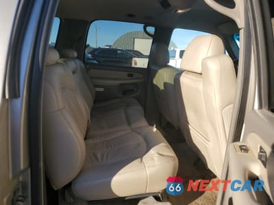 Zdjęcie 11 z 13 samochodu: 2000 CHEVROLET SUBURBAN K1500 VIN:3GNFK16T1YG119668 - miniatura