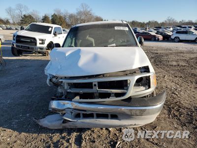 Piąte zdjęcie samochodu w środku: 2003 FORD F150 VIN:1FTRX17203NB29380 - miniatura