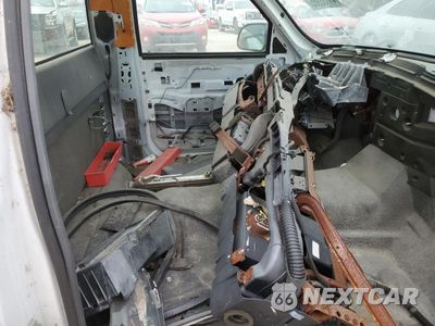 Zdjęcie 10 z 12 samochodu: 2006 CHEVROLET SILVERADO C1500 VIN:3GCEC14X66G174539 - miniatura