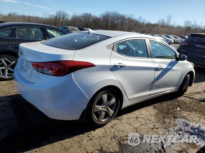Trzecie zdjęcie samochodu z tyłu: 2013 HYUNDAI ELANTRA GLS VIN:5NPDH4AE1DH392099 - miniatura