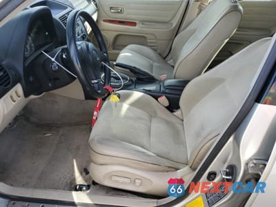 Zdjęcie 7 z 14 samochodu: 2001 LEXUS IS 300 VIN:JTHBD182010028812 - miniatura