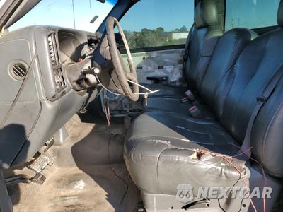 Zdjęcie 7 z 14 samochodu: 2001 GMC NEW SIERRA C1500 VIN:1GTEC14W91Z283738 - miniatura
