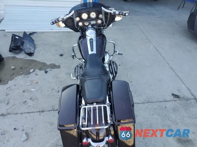 Zdjęcie 6 z 9 samochodu: 2011 HARLEY-DAVIDSON FLHX VIN:1HD1KBM18BB660578 - miniatura