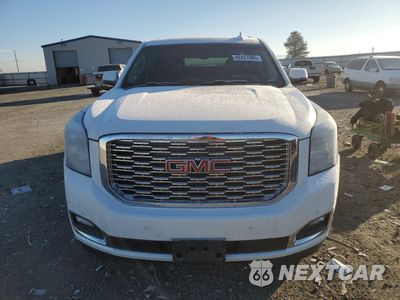 Piąte zdjęcie samochodu w środku: 2018 GMC YUKON XL DENALI VIN:1GKS2HKJ8JR144808 - miniatura