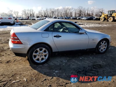 Trzecie zdjęcie samochodu z tyłu: 1998 MERCEDES-BENZ SLK 230 KOMPRESSOR VIN:WDBKK47F9WF071187 - miniatura