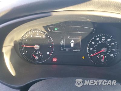 Zdjęcie 9 z 13 samochodu: 2016 KIA SORENTO LX VIN:5XYPG4A32GG164140 - miniatura