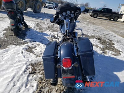 Czwarte zdjęcie samochodu z boku: 2009 HARLEY-DAVIDSON FLHX VIN:1HD1KB4199Y625409 - miniatura