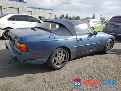 Trzecie zdjęcie samochodu z tyłu: 1990 PORSCHE 944 S VIN:WP0CB2944LN480348 - miniatura