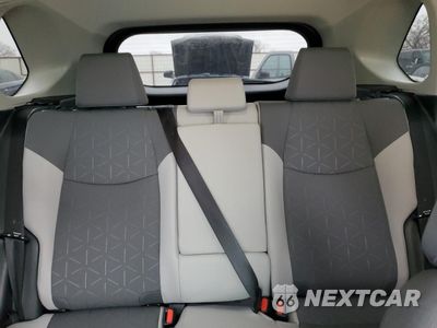 Zdjęcie 10 z 15 samochodu: 2024 TOYOTA RAV4 XLE VIN:2T3RWRFV1RW237618 - miniatura