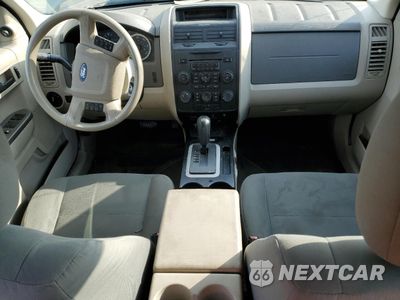 Zdjęcie 8 z 15 samochodu: 2012 FORD ESCAPE XLS VIN:1FMCU0C7XCKC83540 - miniatura