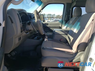 Zdjęcie 7 z 15 samochodu: 2015 NISSAN NV 2500 VIN:1N6BF0LY0FN801481 - miniatura