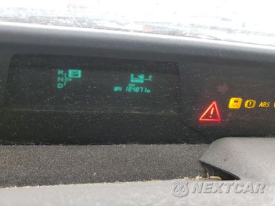 Zdjęcie 9 z 12 samochodu: 2008 TOYOTA PRIUS VIN:JTDKB20UX83347654 - miniatura