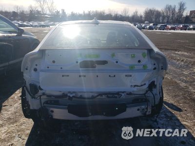 Zdjęcie 6 z 14 samochodu: 2024 TOYOTA PRIUS PRIME SE VIN:JTDACACU0R3027324 - miniatura