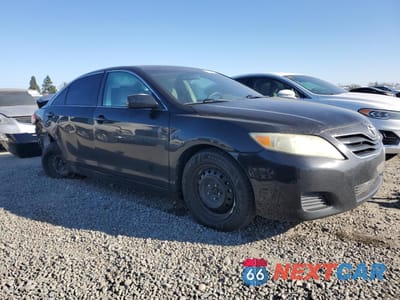 Czwarte zdjęcie samochodu z boku: 2011 TOYOTA CAMRY BASE VIN:4T1BF3EK1BU180714 - miniatura