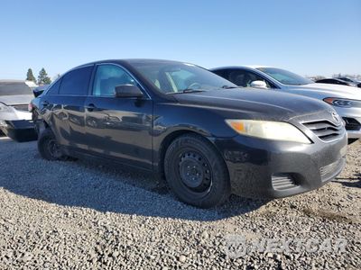 Czwarte zdjęcie samochodu z boku: 2011 TOYOTA CAMRY BASE VIN:4T1BF3EK1BU180714 - miniatura
