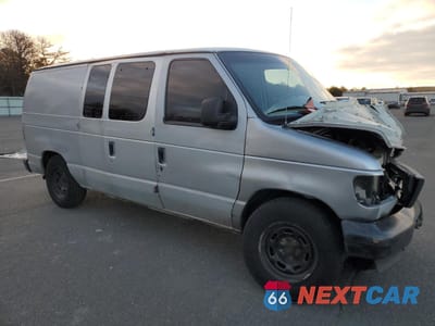 Czwarte zdjęcie samochodu z boku: 2004 FORD ECONOLINE E150 VAN VIN:1FTRE14W44HB00932 - miniatura