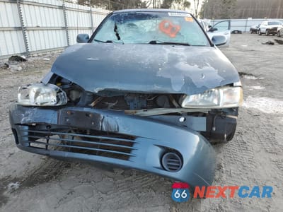 Piąte zdjęcie samochodu w środku: 2002 NISSAN SENTRA GXE VIN:3N1CB51A72L550753 - miniatura