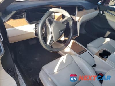 Zdjęcie 8 z 12 samochodu: 2020 TESLA MODEL S VIN:5YJSA1E24LF391469 - miniatura