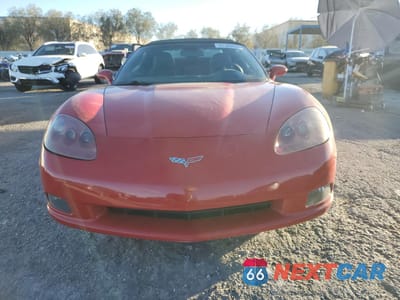 Piąte zdjęcie samochodu w środku: 2005 CHEVROLET CORVETTE VIN:1G1YY34U455115360 - miniatura