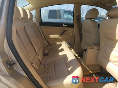 Zdjęcie 10 z 12 samochodu: 2003 VOLKSWAGEN PASSAT GLX VIN:WVWRH63B73P038515 - miniatura