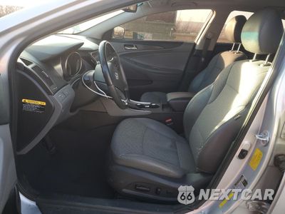 Zdjęcie 7 z 14 samochodu: 2012 HYUNDAI SONATA SE VIN:5NPEC4AB3CH457168 - miniatura