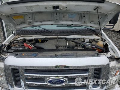 Zdjęcie 7 z 10 samochodu: 2017 FORD ECONOLINE E350 SUPER DUTY CUTAWAY VAN VIN:1FDEE3FS8HDC46084 - miniatura