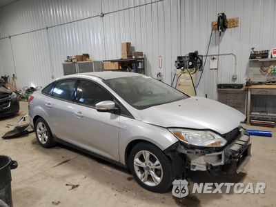 Czwarte zdjęcie samochodu z boku: 2013 FORD FOCUS SE VIN:1FADP3F24DL132468 - miniatura