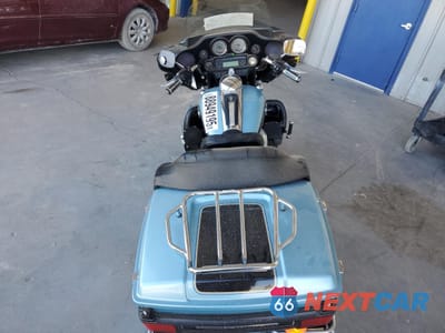 Zdjęcie 6 z 9 samochodu: 2008 HARLEY-DAVIDSON FLHTCUI VIN:1HD1FC4118Y634341 - miniatura