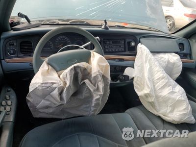 Zdjęcie 8 z 13 samochodu: 1997 FORD CROWN VICTORIA VIN:2FALP73W7VX123830 - miniatura