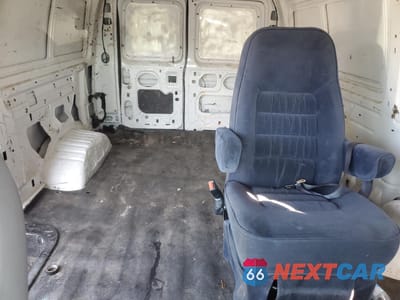 Zdjęcie 10 z 13 samochodu: 2005 FORD ECONOLINE E250 VAN VIN:1FTNE24L45HA43790 - miniatura