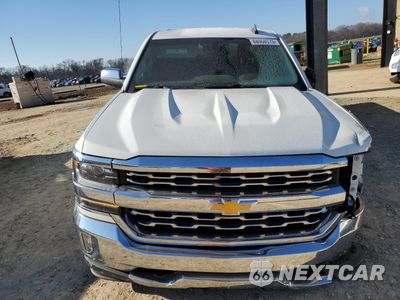 Piąte zdjęcie samochodu w środku: 2018 CHEVROLET SILVERADO C1500 LTZ VIN:3GCPCSECXJG264828 - miniatura