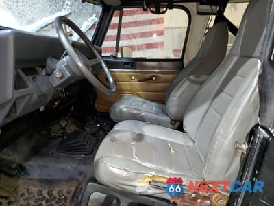 Zdjęcie 7 z 12 samochodu: 1990 JEEP WRANGLER / YJ S VIN:2J4FY19P4NJ530227 - miniatura