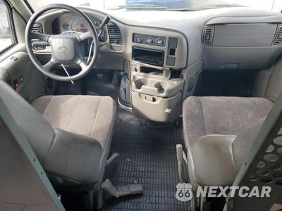 Zdjęcie 8 z 13 samochodu: 1999 CHEVROLET ASTRO VIN:1GCDM19W9XB202255 - miniatura