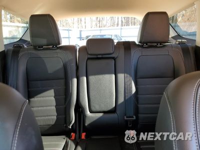 Zdjęcie 10 z 15 samochodu: 2018 FORD ESCAPE TITANIUM VIN:1FMCU0J97JUD00042 - miniatura