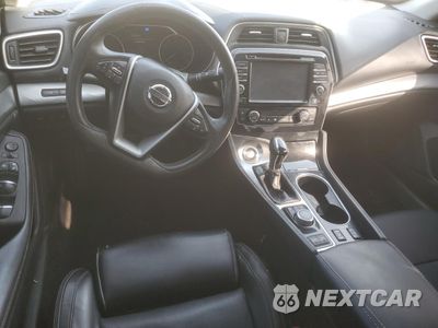 Zdjęcie 8 z 14 samochodu: 2017 NISSAN MAXIMA 3.5S VIN:1N4AA6AP4HC417556 - miniatura