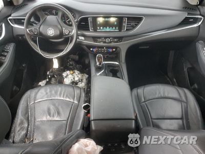 Zdjęcie 8 z 14 samochodu: 2018 BUICK ENCLAVE ESSENCE VIN:5GAERBKW1JJ262986 - miniatura