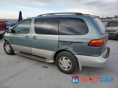 Drugie zdjęcie samochodu z przodu: 2000 TOYOTA SIENNA LE VIN:4T3ZF13C2YU277578 - miniatura