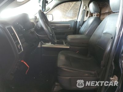 Zdjęcie 7 z 14 samochodu: 2013 RAM 1500 SLT VIN:1C6RR7LT7DS677432 - miniatura