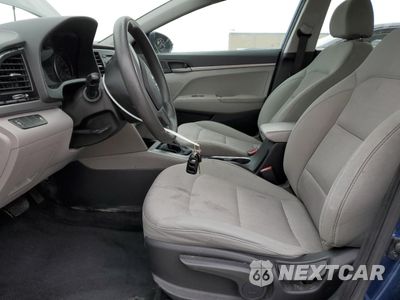 Zdjęcie 7 z 15 samochodu: 2017 HYUNDAI ELANTRA SE VIN:5NPD74LF0HH095405 - miniatura