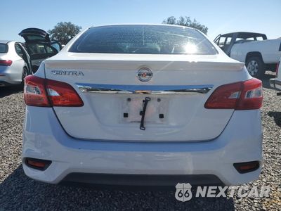 Zdjęcie 6 z 12 samochodu: 2017 NISSAN SENTRA S VIN:3N1AB7AP5HY231757 - miniatura