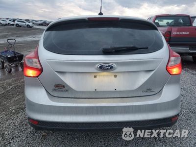 Zdjęcie 6 z 14 samochodu: 2014 FORD FOCUS SE VIN:1FADP3K27EL157355 - miniatura