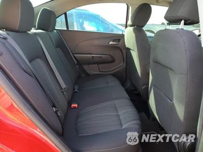 Zdjęcie 10 z 12 samochodu: 2014 CHEVROLET SONIC LT VIN:1G1JC5SH4E4186775 - miniatura