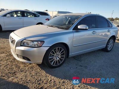 2011 VOLVO S40 T5 YV1672MSXB2536419 - główne zdjęcie licytacji z USA - miniatura