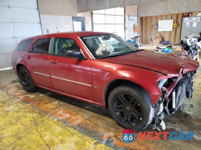 Czwarte zdjęcie samochodu z boku: 2006 DODGE MAGNUM SXT VIN:2D4FV47V36H391205 - miniatura