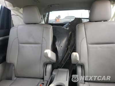 Zdjęcie 10 z 15 samochodu: 2016 TOYOTA HIGHLANDER XLE VIN:5TDJKRFH5GS342468 - miniatura
