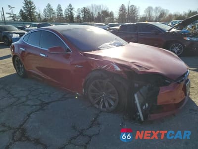 Czwarte zdjęcie samochodu z boku: 2020 TESLA MODEL S VIN:5YJSA1E24LF391469 - miniatura