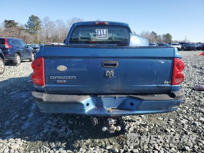 Zdjęcie 6 z 13 samochodu: 2005 DODGE DAKOTA QUAD SLT VIN:1D7HW48K45S241155 - miniatura
