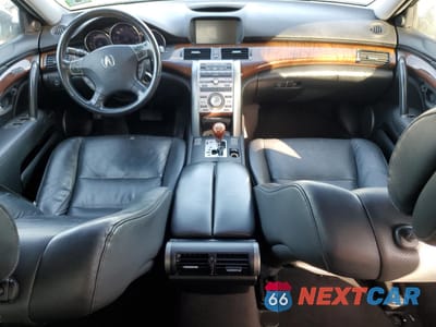 Zdjęcie 8 z 12 samochodu: 2005 ACURA RL VIN:JH4KB16585C011733 - miniatura