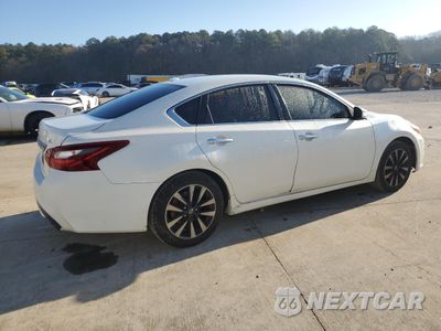 Trzecie zdjęcie samochodu z tyłu: 2018 NISSAN ALTIMA 2.5 VIN:1N4AL3AP5JC192174 - miniatura